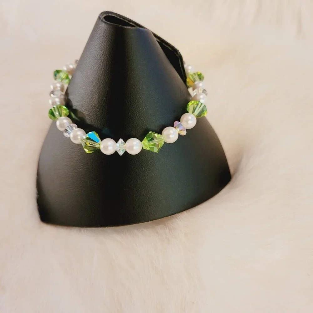 Christian Cross Bracelet Rhinestone Charm Green Crystal Boho Western‎ 9135